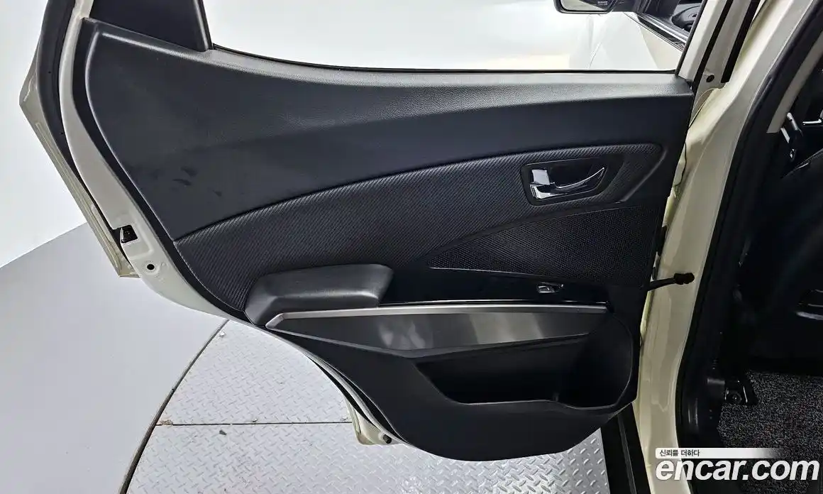 SsangYong TIBOLI 2019 1.5 автомат (гидро), фото 15