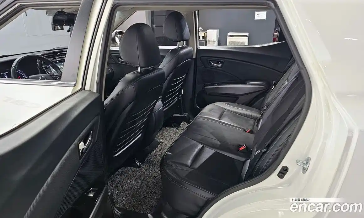 SsangYong TIBOLI 2019 1.5 автомат (гидро), фото 16