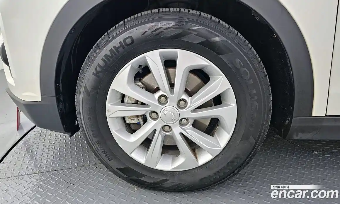 SsangYong TIBOLI 2019 1.5 автомат (гидро), фото 5