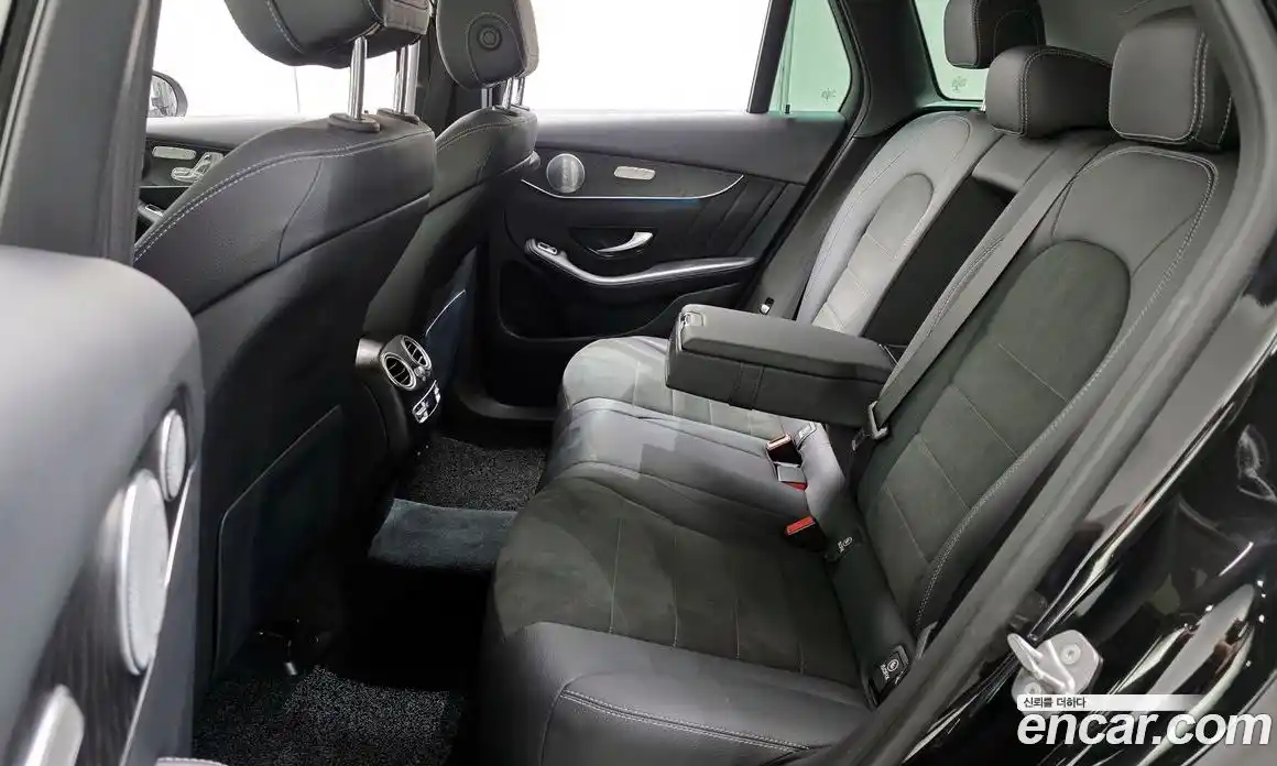 Mercedes-Benz GLC-Class 2018 2.1 гидро, фото 18 Mercedes-Benz GLC-Class 2018 2.1 гидро, фото 18