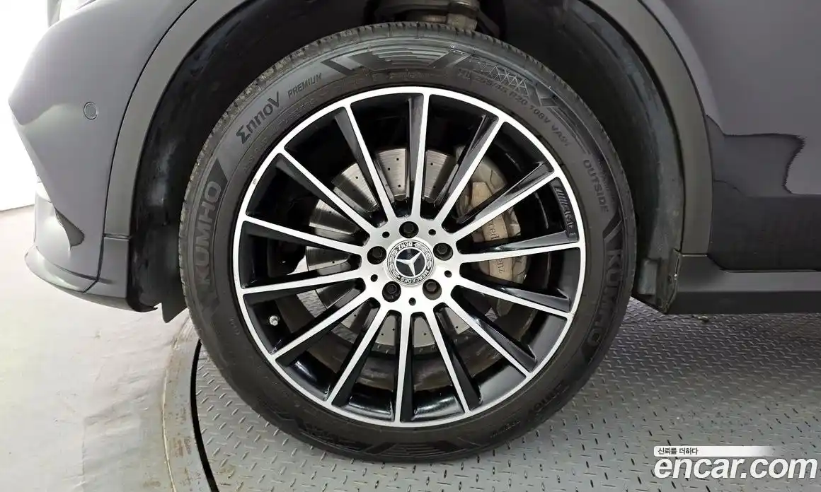 Mercedes-Benz GLC-Class 2018 2.1 гидро, фото 5 Mercedes-Benz GLC-Class 2018 2.1 гидро, фото 5