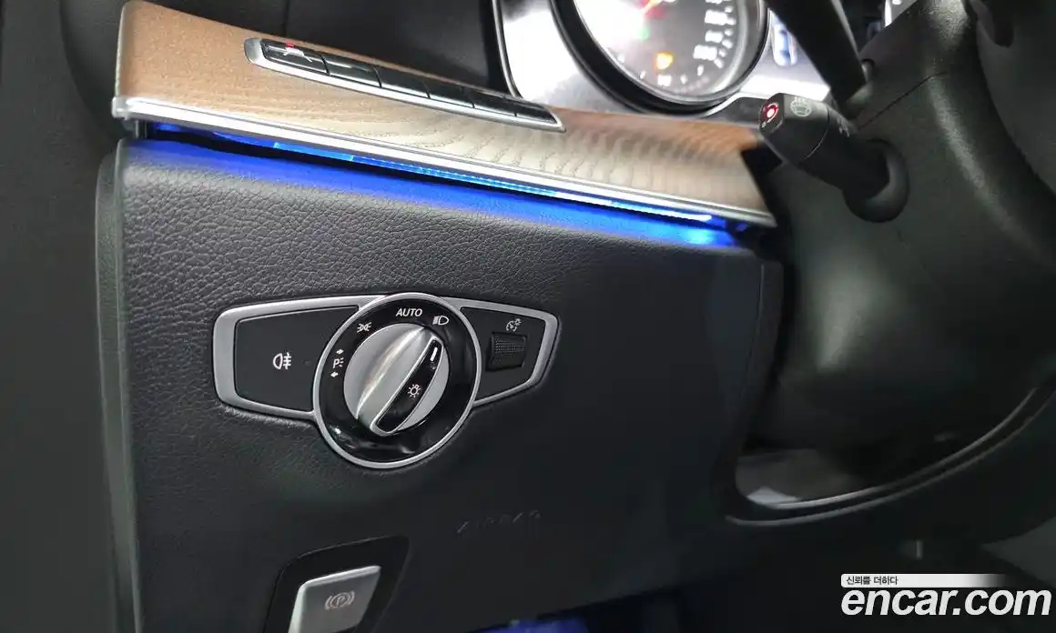 Mercedes-Benz E-Class 2019 1.9 автомат (гидро), фото 31