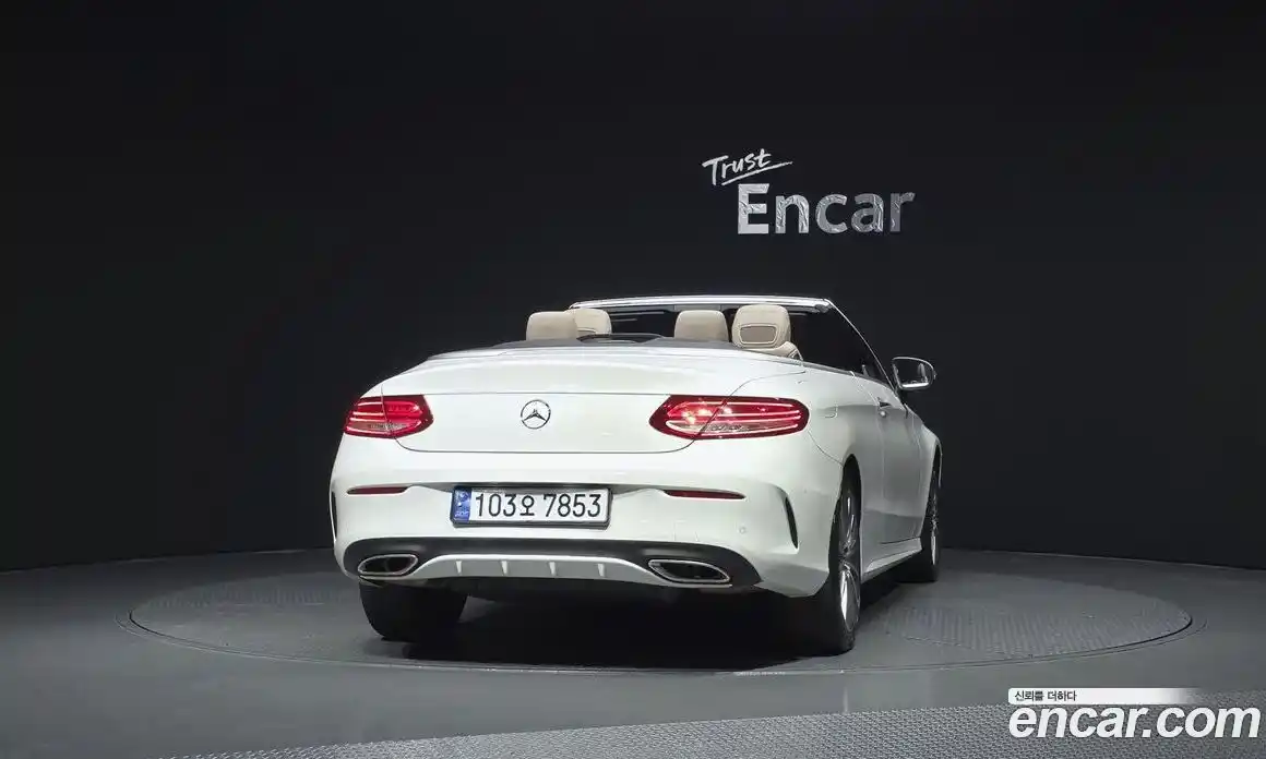 Mercedes-Benz C-Class 2017 2.0 автомат (гидро), фото 4
