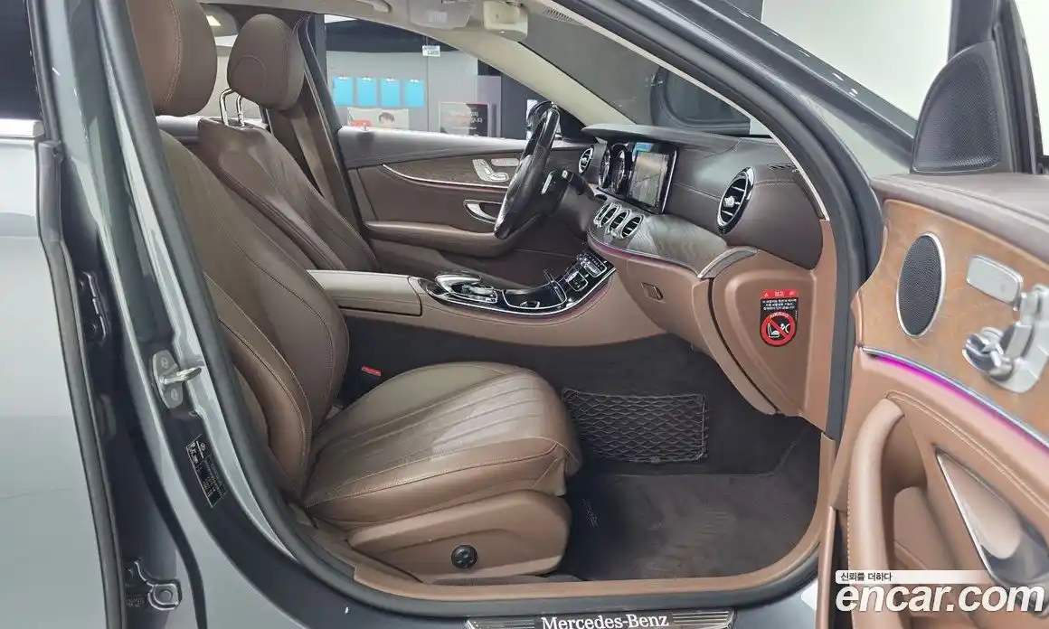 Mercedes-Benz E-Class 2018 1.9 автомат (гидро), фото 17