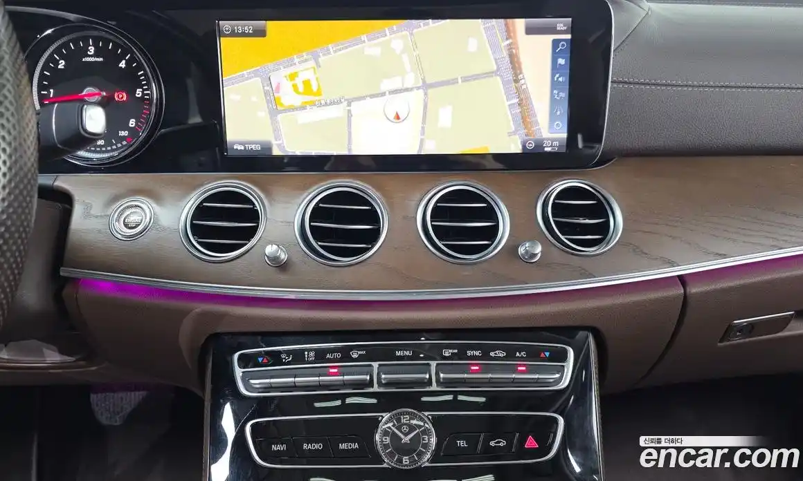 Mercedes-Benz E-Class 2018 1.9 автомат (гидро), фото 30