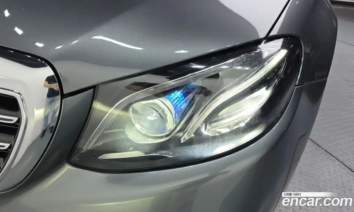 Mercedes-Benz E-Class 2018 1.9 автомат (гидро), фото 8