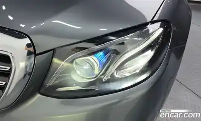 Mercedes-Benz E-Class 2018 1.9 автомат (гидро), миниатюра 8