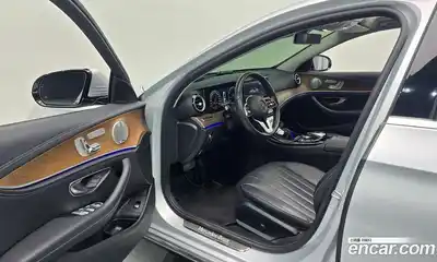 Mercedes-Benz E-Class 2020 2.0 автомат (гидро), миниатюра 11