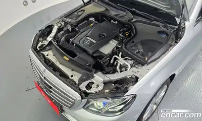 Mercedes-Benz E-Class 2020 2.0 автомат (гидро), миниатюра 6