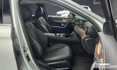 Mercedes-Benz E-Class 2020 2.0 автомат (гидро), миниатюра 10