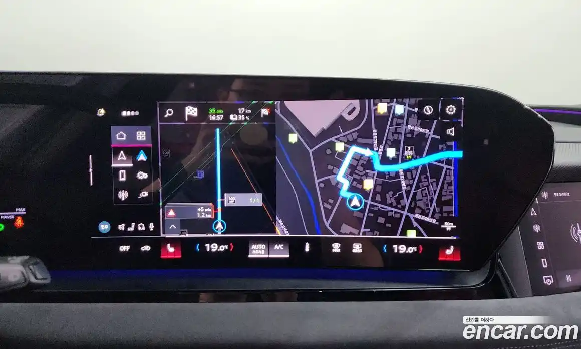 Audi SQ6 e-tron 2025 0.2 автомат (гидро), фото 18