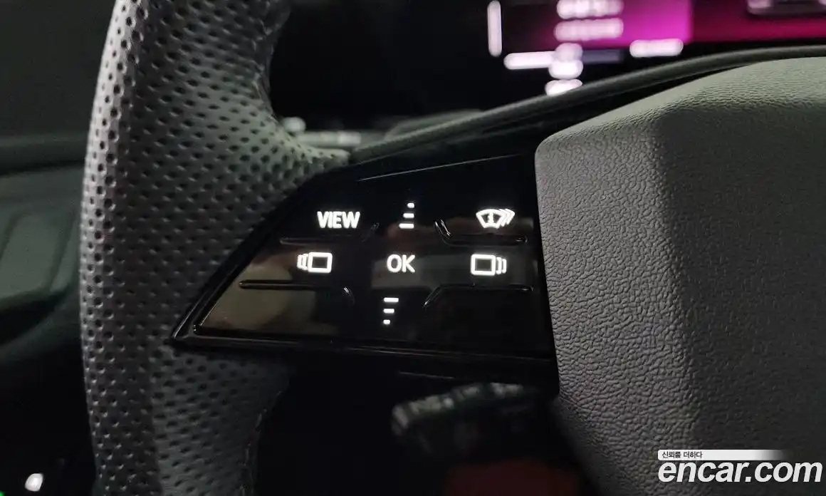 Audi SQ6 e-tron 2025 0.2 автомат (гидро), фото 22