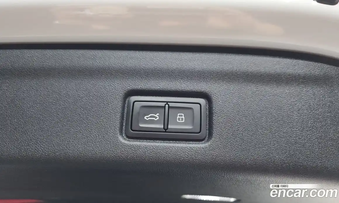 Audi SQ6 e-tron 2025 0.2 автомат (гидро), фото 24