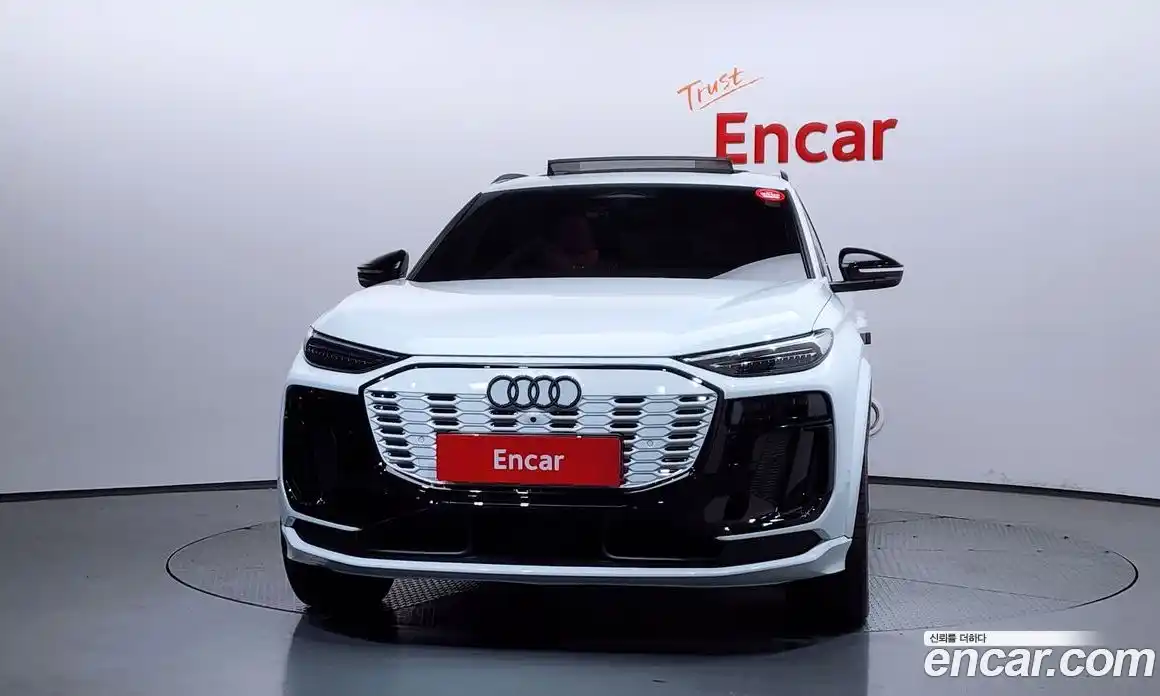 Audi SQ6 e-tron 2025 0.2 автомат (гидро), фото 3
