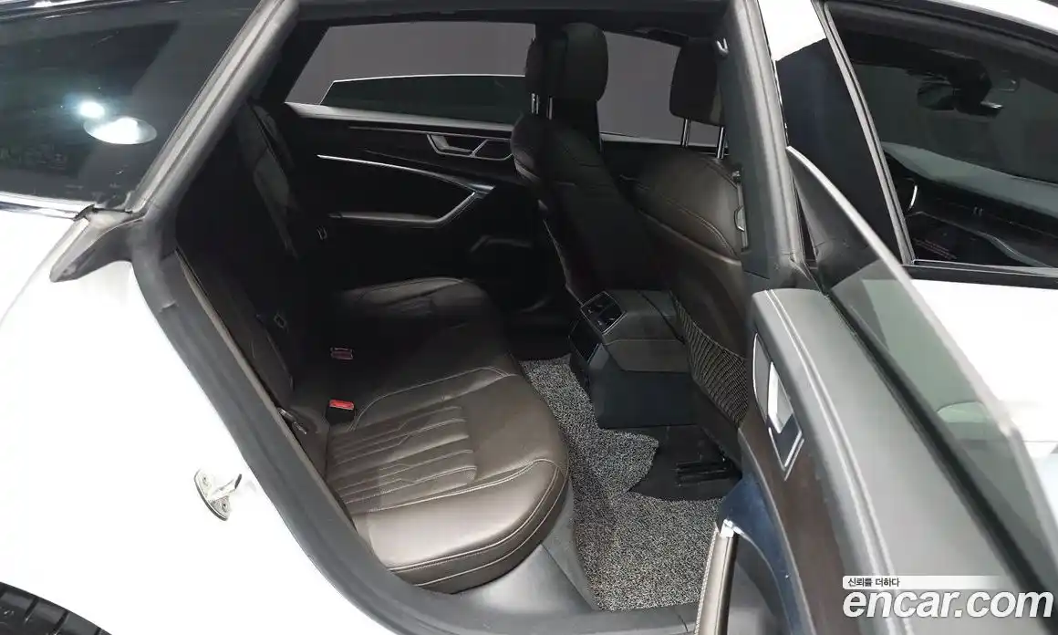 Audi A7 2022 3.0 автомат (гидро), фото 12