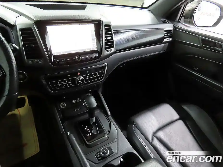 SsangYong Rexton 2022 2.2 автомат (гидро), фото 16