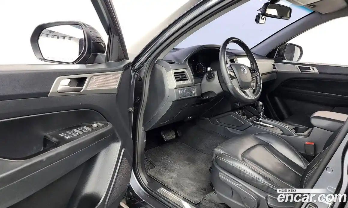 SsangYong Rexton 2018 2.2 автомат (гидро), фото 13