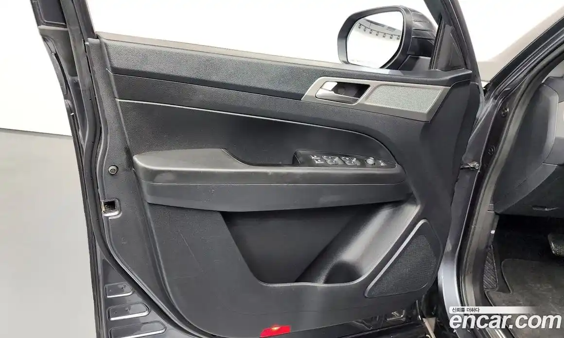 SsangYong Rexton 2018 2.2 автомат (гидро), фото 14