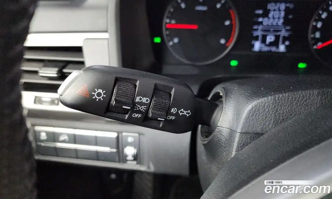 SsangYong Rexton 2018 2.2 автомат (гидро), фото 28