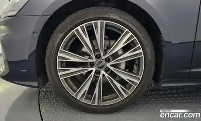 Audi A6 2022 2.0 автомат (гидро), миниатюра 5