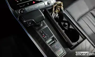 Audi A6 2022 2.0 автомат (гидро), миниатюра 9