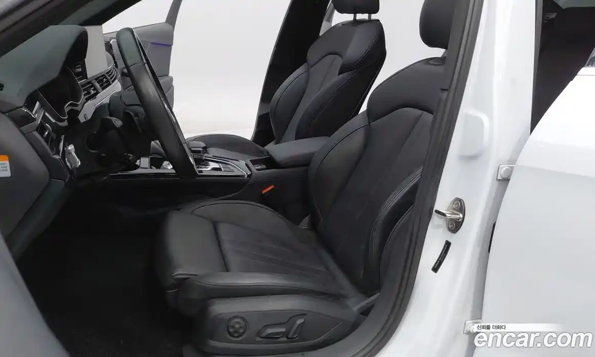 Audi A4 2021 2.0 автомат (гидро), фото 7