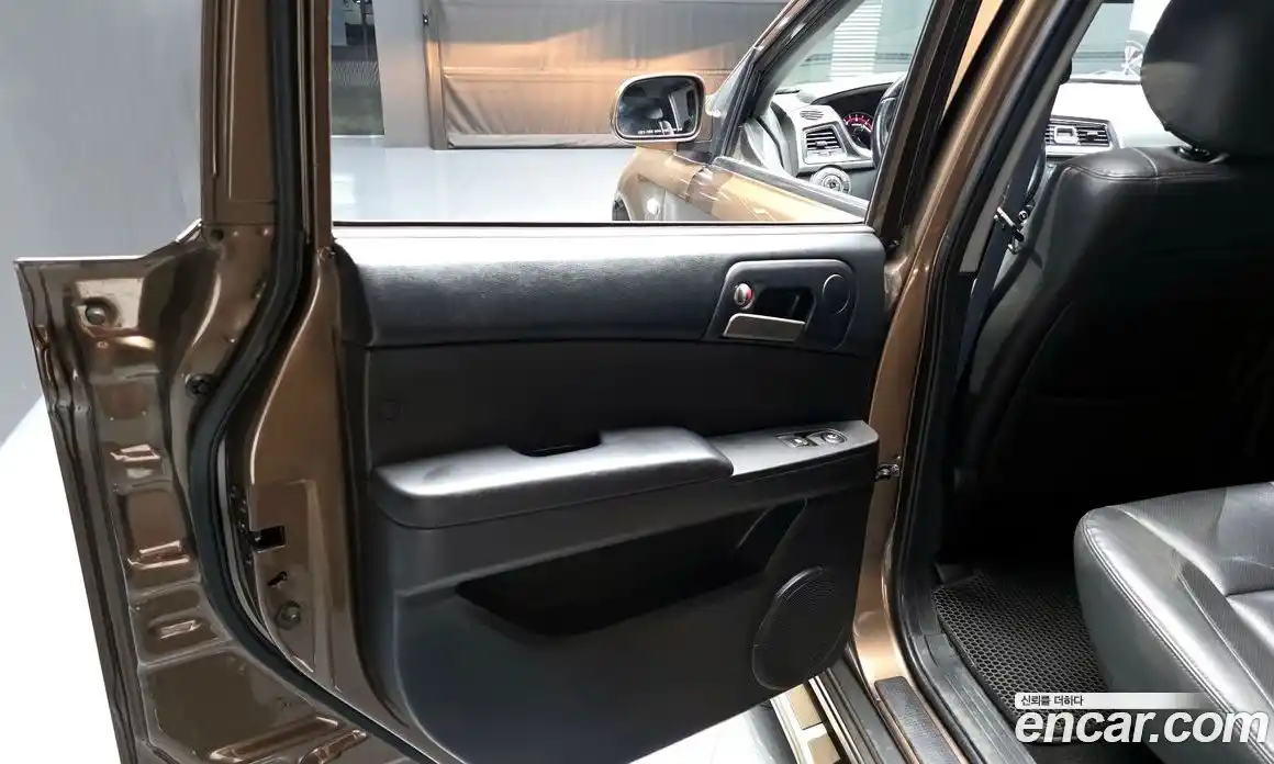 SsangYong Korando 2017 2.2 автомат (гидро), фото 15