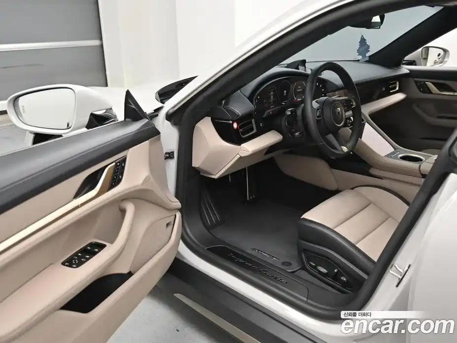 Porsche Taycan 2025 0.1 автомат (гидро), фото 11