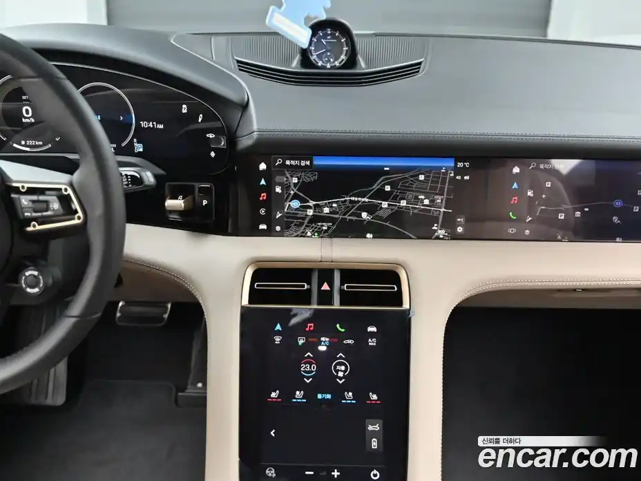 Porsche Taycan 2025 0.1 автомат (гидро), фото 14