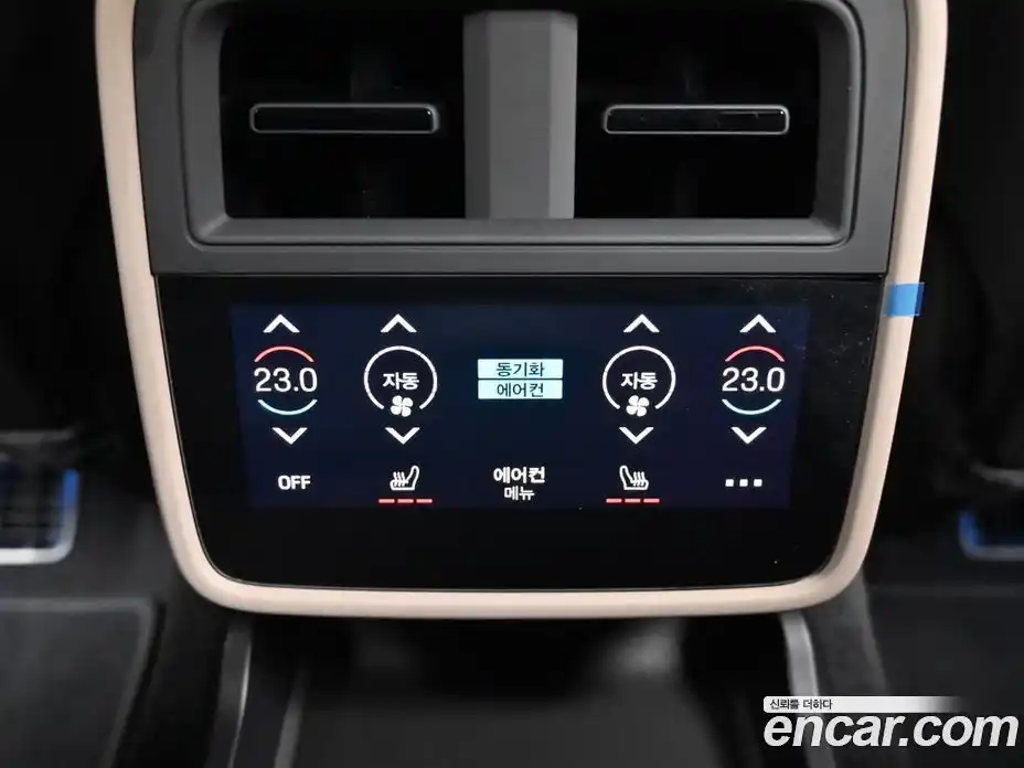 Porsche Taycan 2025 0.1 автомат (гидро), фото 16