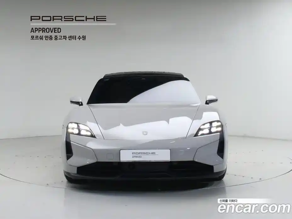 Porsche Taycan 2025 0.1 автомат (гидро), фото 3