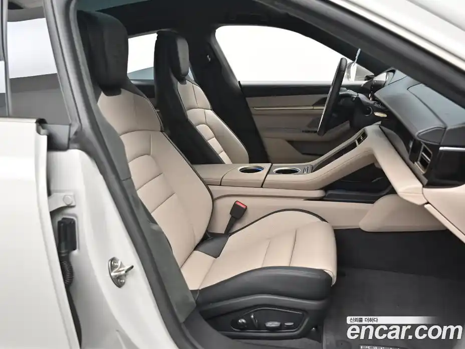 Porsche Taycan 2025 0.1 автомат (гидро), фото 10