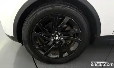 Land Rover Discovery 2018 3.0 автомат (гидро), миниатюра 5
