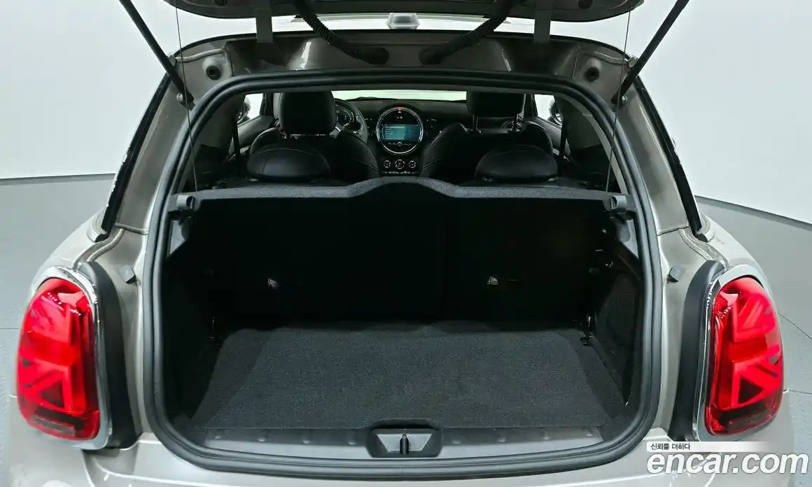 Mini Cooper 2021 1.5 автомат (гидро), фото 15