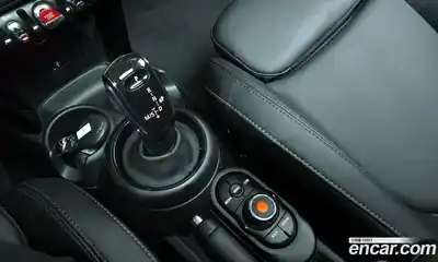 Mini Cooper 2021 1.5 автомат (гидро), миниатюра 9