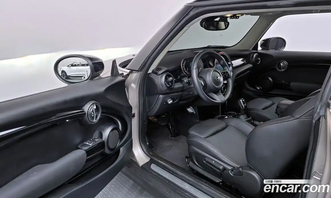 Mini Cooper 2021 1.5 автомат (гидро), фото 10