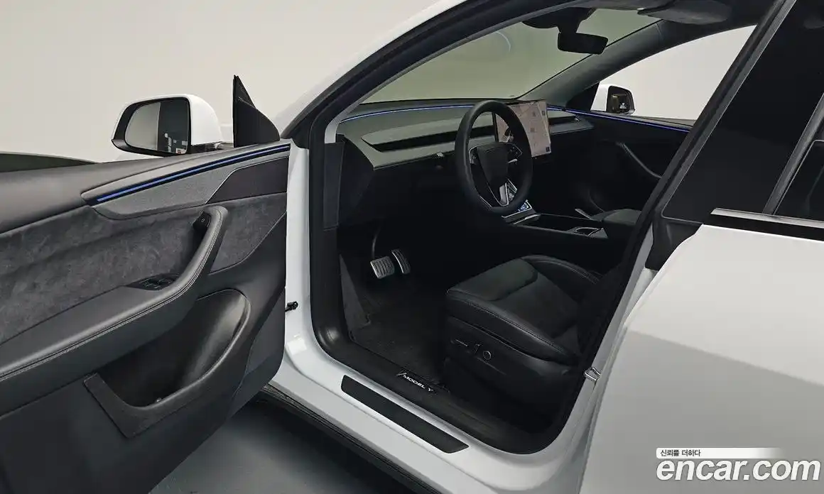 Tesla Model Y 2025 0.2 гидро, фото 12