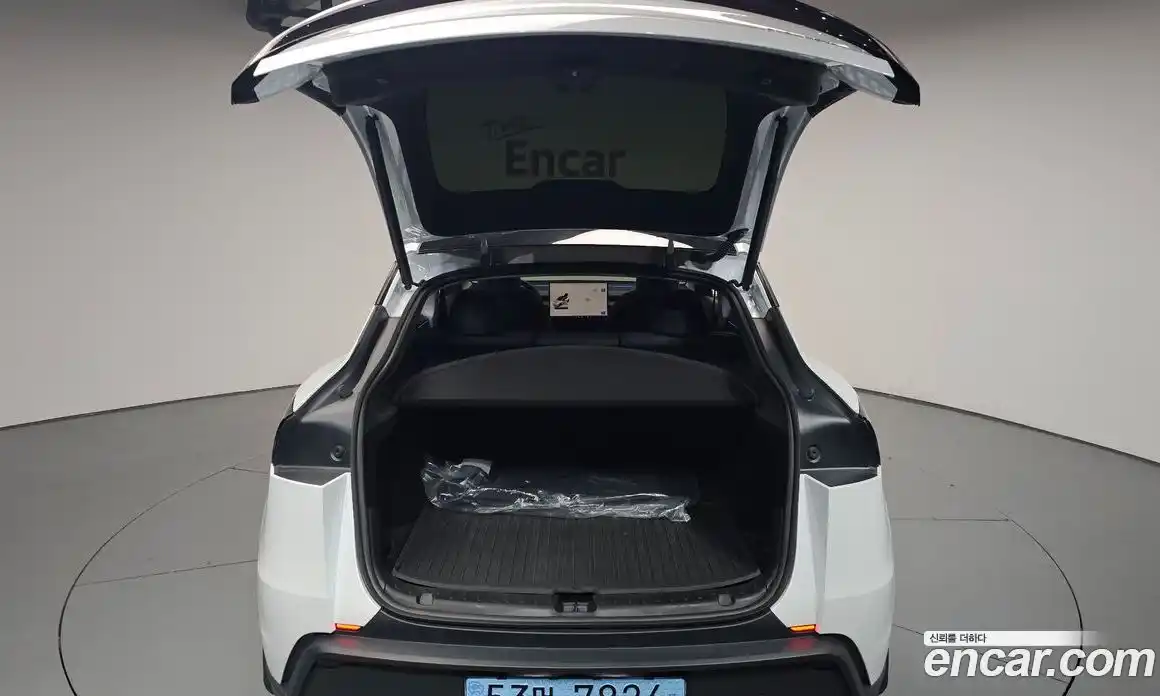 Tesla Model Y 2025 0.2 гидро, фото 25