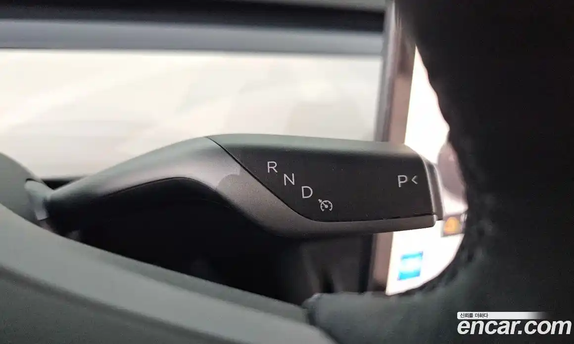 Tesla Model Y 2024 0.2 гидро, фото 12