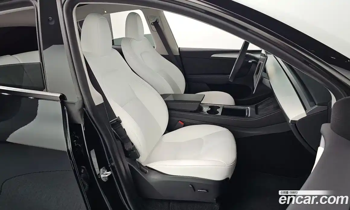 Tesla Model Y 2024 0.2 гидро, фото 17