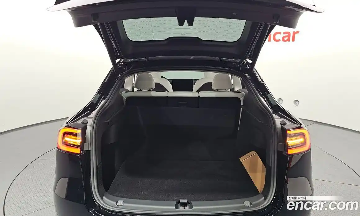 Tesla Model Y 2024 0.2 гидро, фото 24
