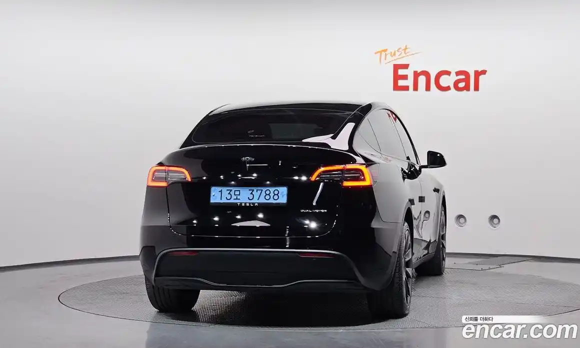 Tesla Model Y 2024 0.2 гидро, фото 4