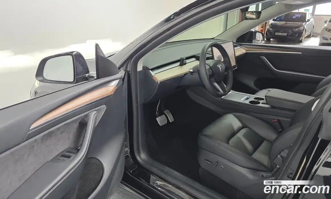 Tesla Model Y 2024 0.2 гидро, фото 10