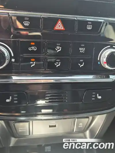 SsangYong TIBOLI 2020 1.5 автомат (гидро), миниатюра 9