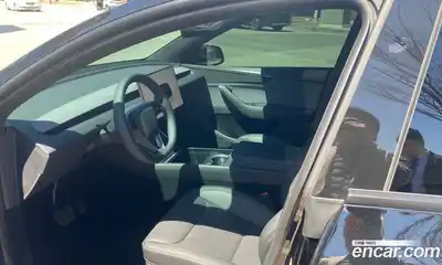 Tesla Model Y 2026 гидро, миниатюра 8