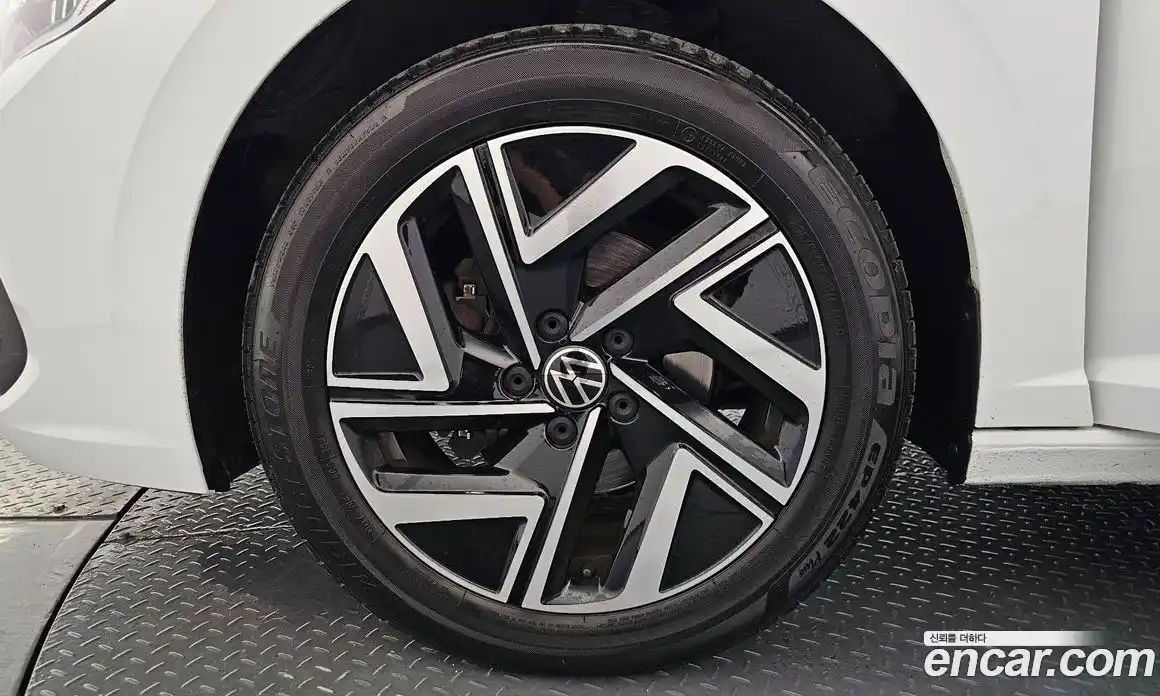 Volkswagen Jetta 2022 1.5 автомат (гидро), фото 5