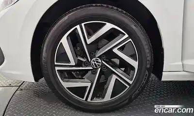 Volkswagen Jetta 2022 1.5 автомат (гидро), миниатюра 5