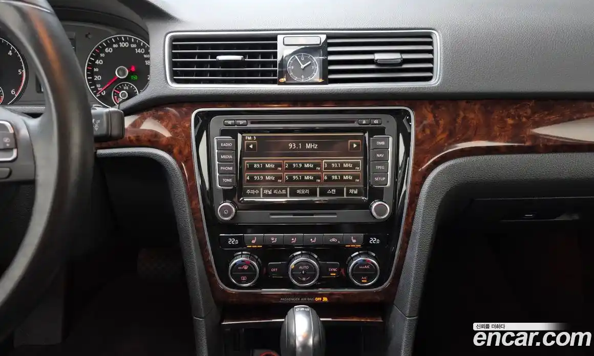 Volkswagen Passat 2013 2.0 автомат (гидро), фото 19