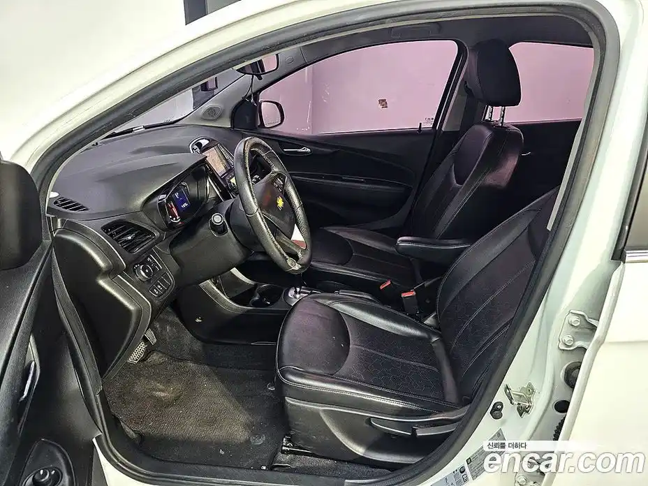 Chevrolet Spark 2016 1.0 автомат (гидро), фото 8