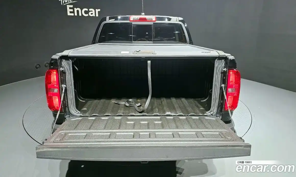 Chevrolet Colorado 2022 3.6 автомат (гидро), фото 20